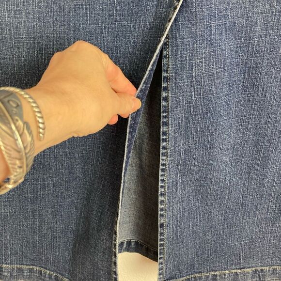 Vintage Boho Maxi denim skirt w/ pockets & belt loops, back vent runs big - Picture 4 of 6